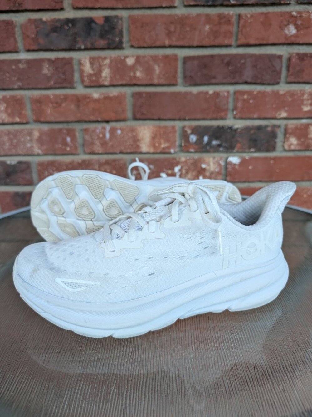 Women's Hoka One One Running Shoes White Size 8 B